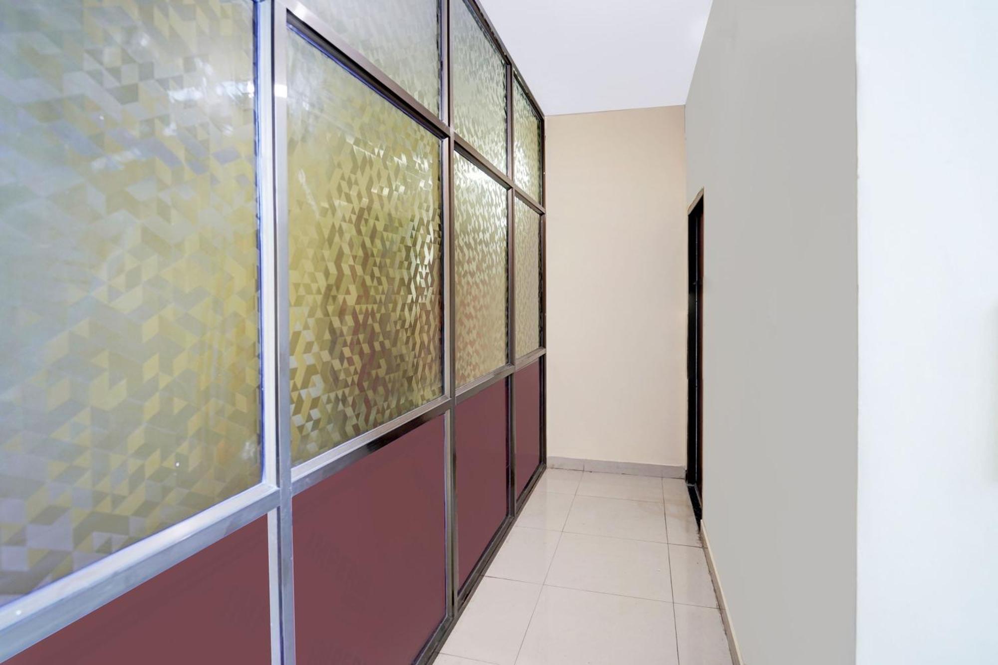 Super Hotel O Blw Kakarmatta Near Banaras Junction Varanasi Dış mekan fotoğraf
