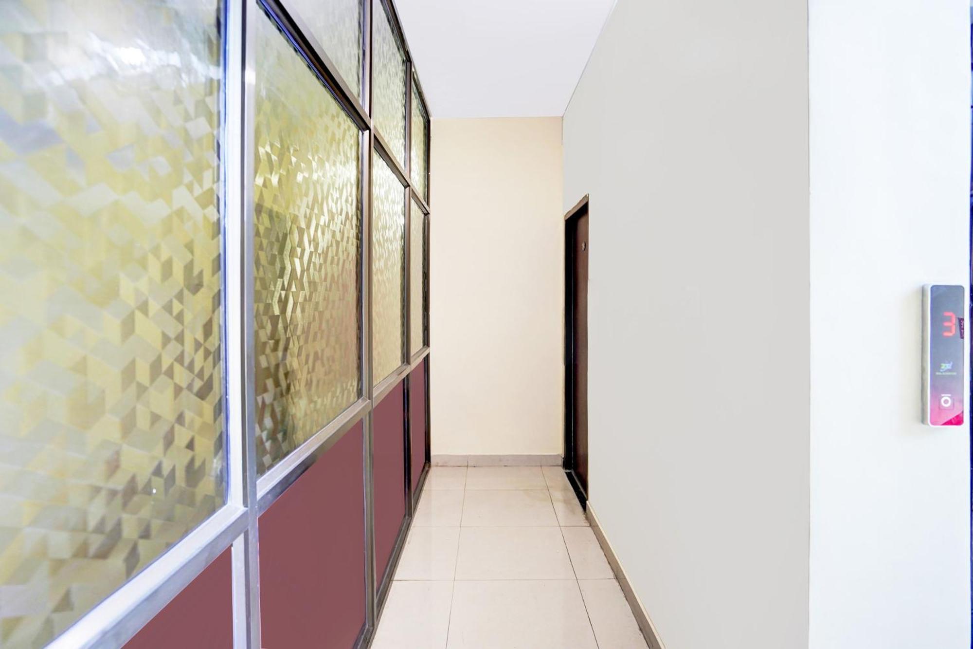 Super Hotel O Blw Kakarmatta Near Banaras Junction Varanasi Dış mekan fotoğraf