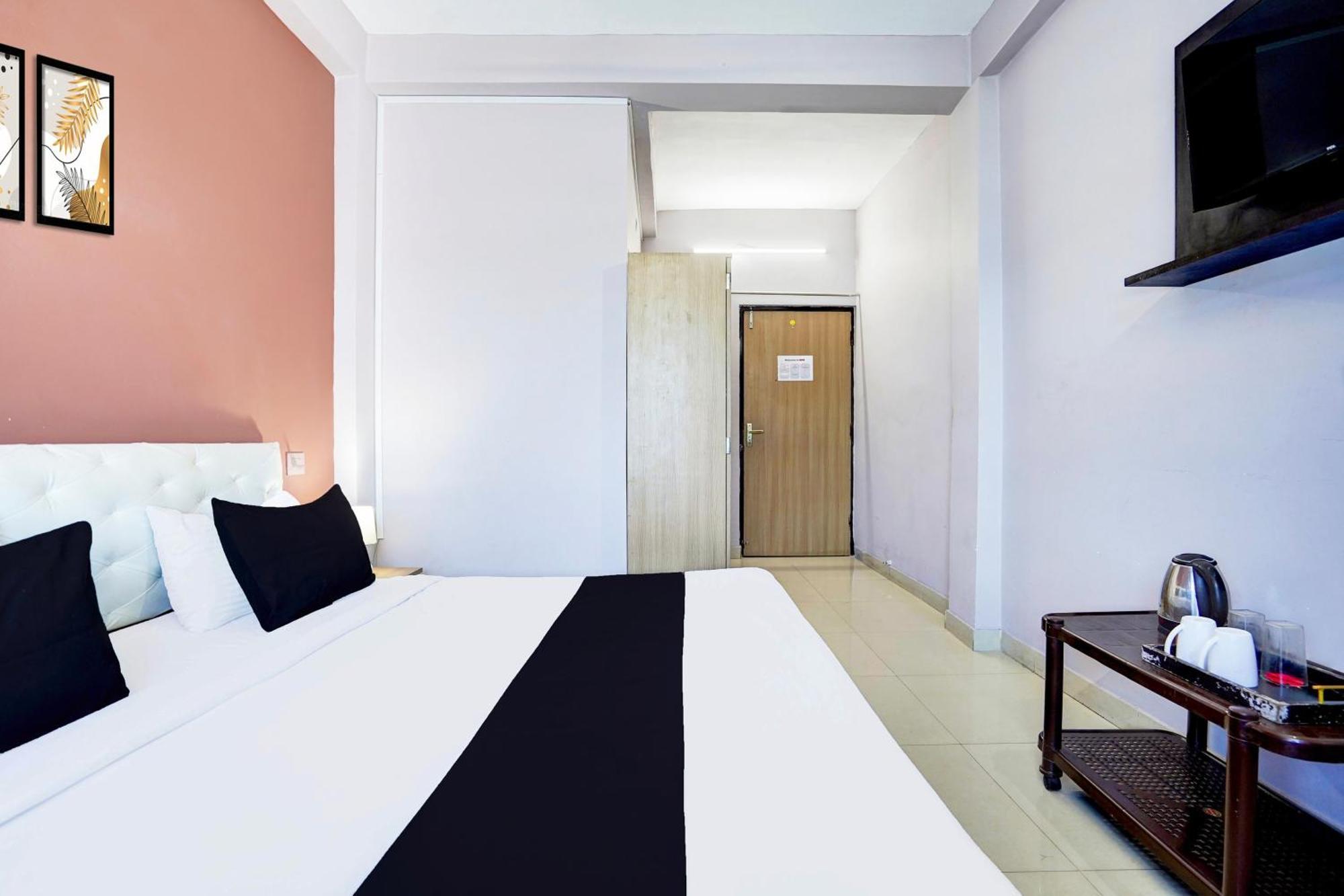 Super Hotel O Blw Kakarmatta Near Banaras Junction Varanasi Dış mekan fotoğraf