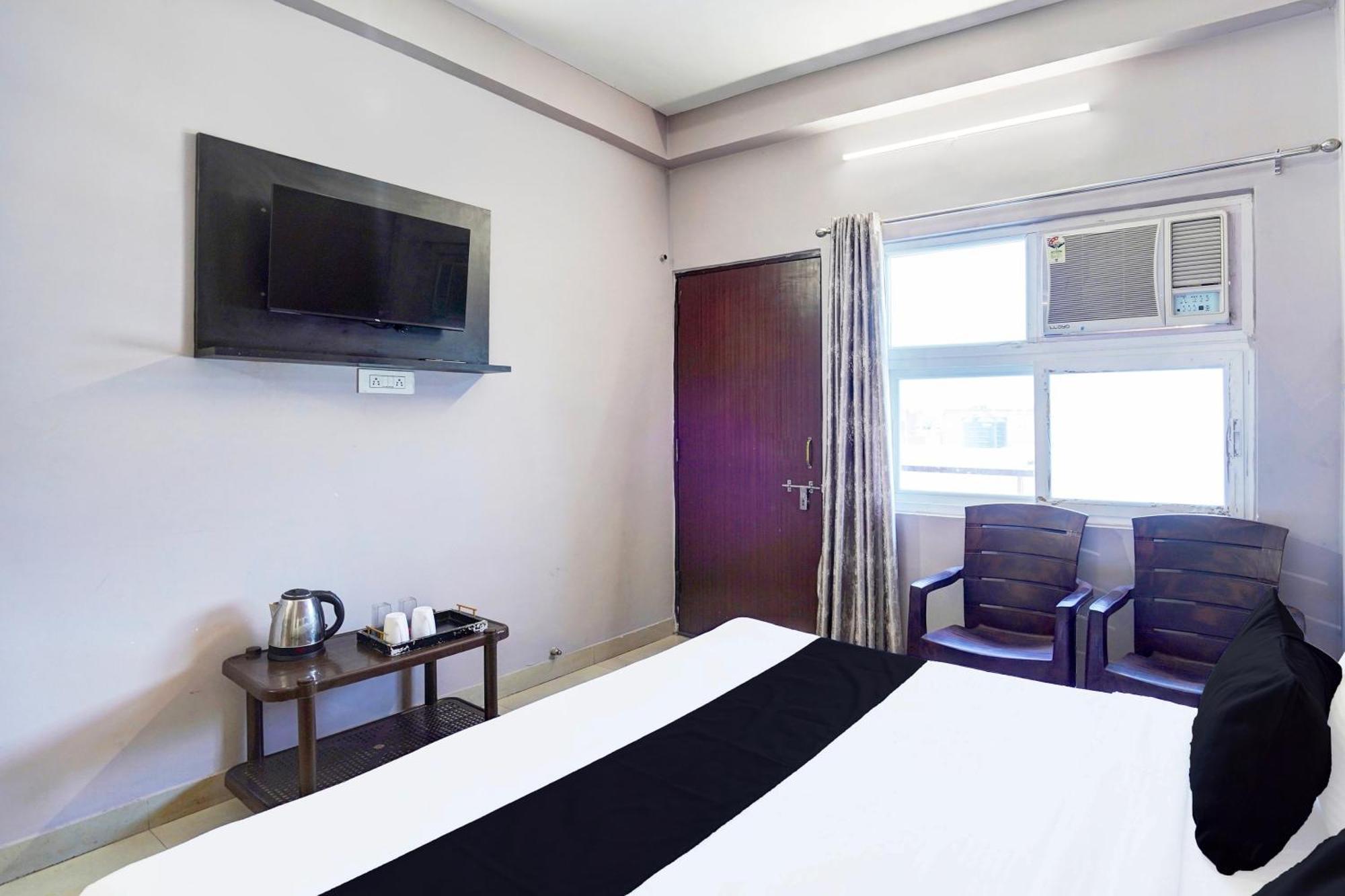 Super Hotel O Blw Kakarmatta Near Banaras Junction Varanasi Dış mekan fotoğraf